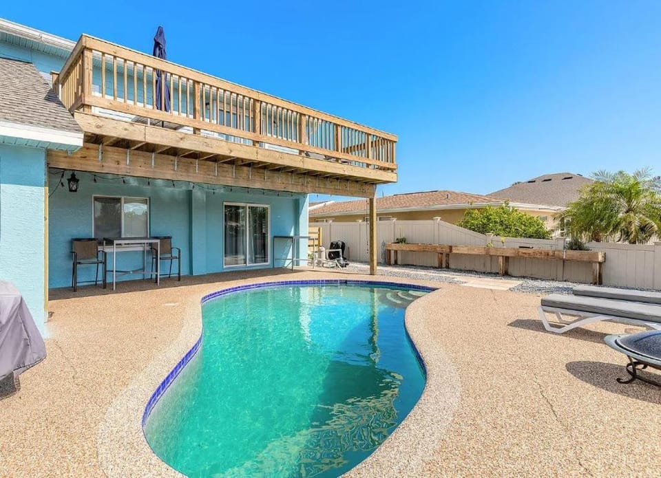 Balcony/Terrace, Swimming pool