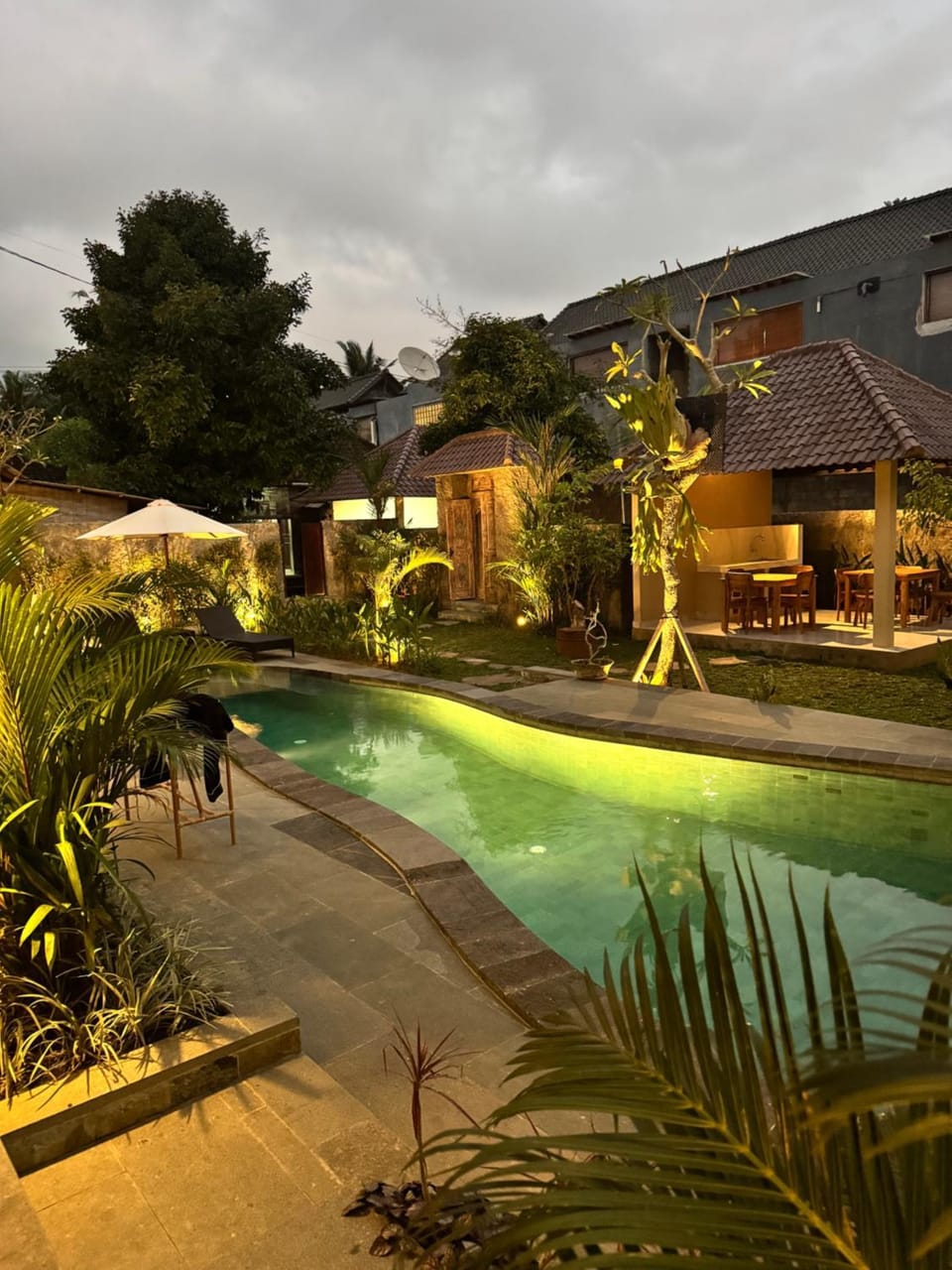 Pool view, Swimming pool