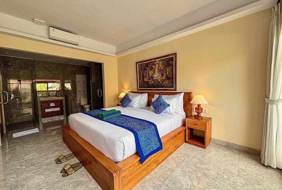 Bed, Photo of the whole room, Bedroom, air conditioner