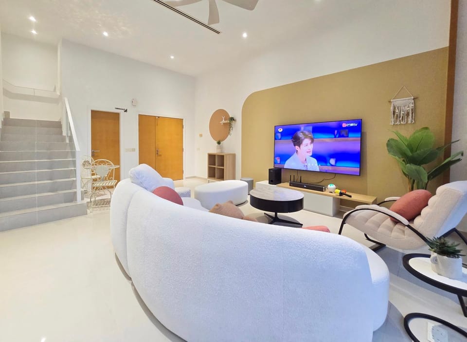 KL Penthouse Skyline View in Bukit Bintang Fairlane Apartment in Federal Territory of Kuala Lumpur