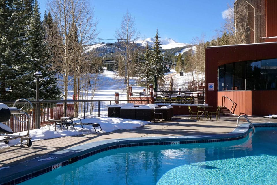 Day, Winter, Mountain view, Pool view, Swimming pool