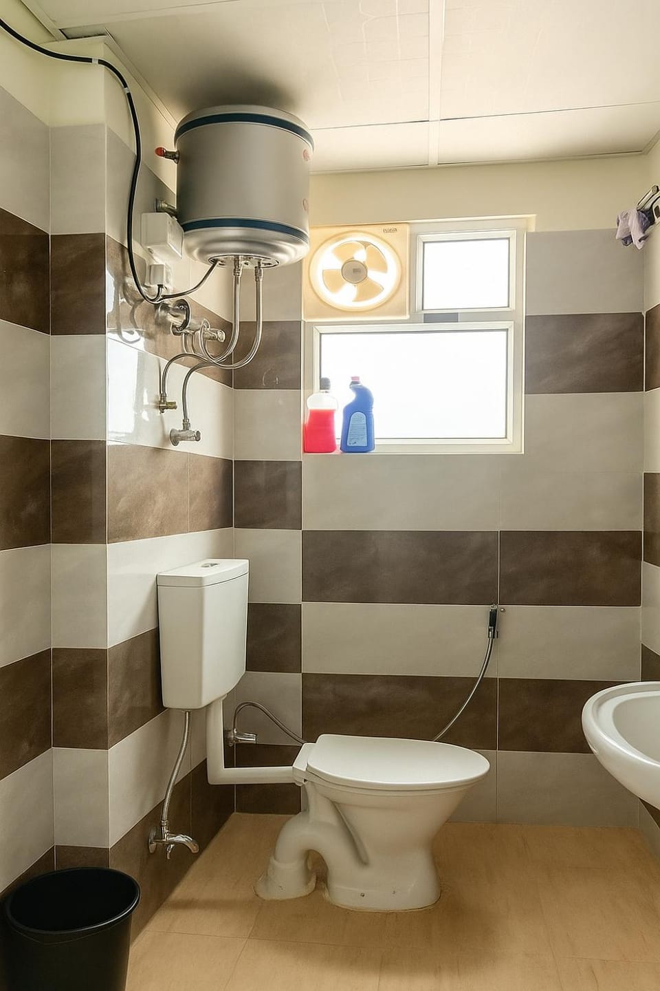 Shower, Toilet, Bathroom