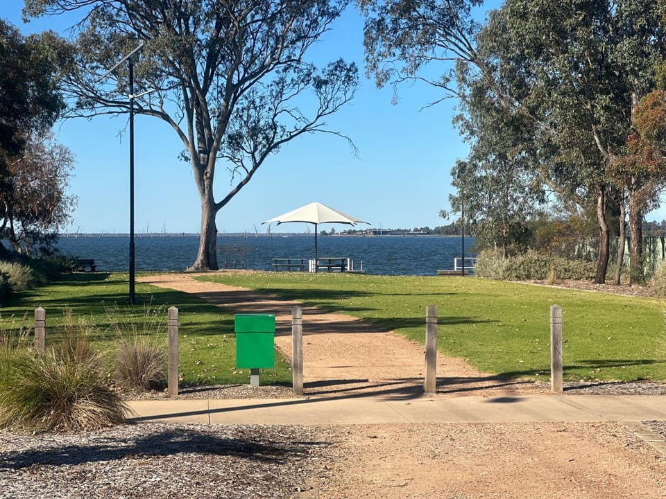 Nearby landmark, Natural landscape