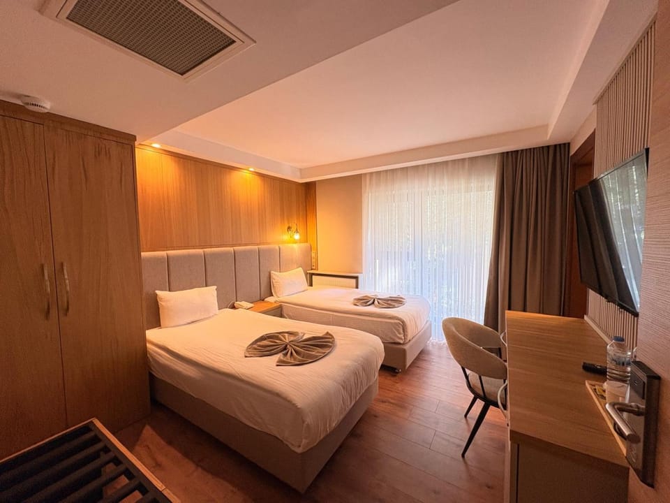 Bed, TV and multimedia