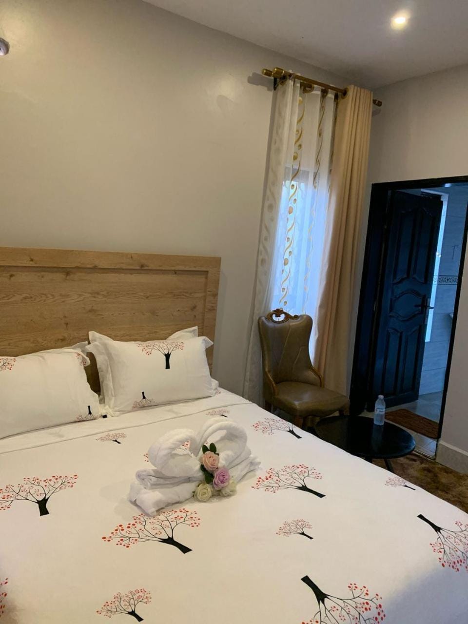 Bed, Bedroom