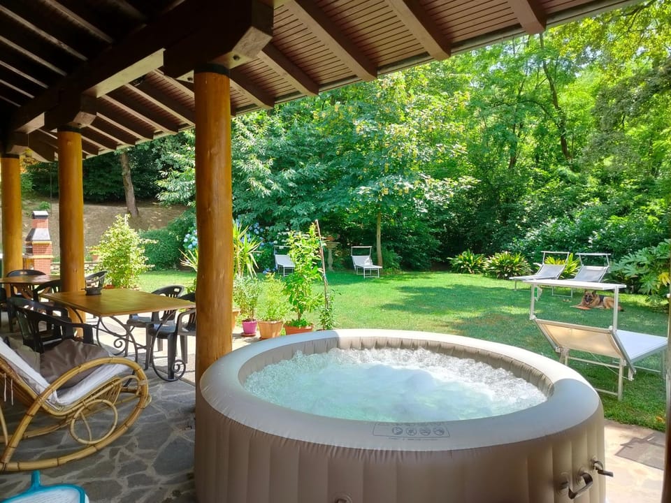 Hot Tub, Spa and wellness centre/facilities