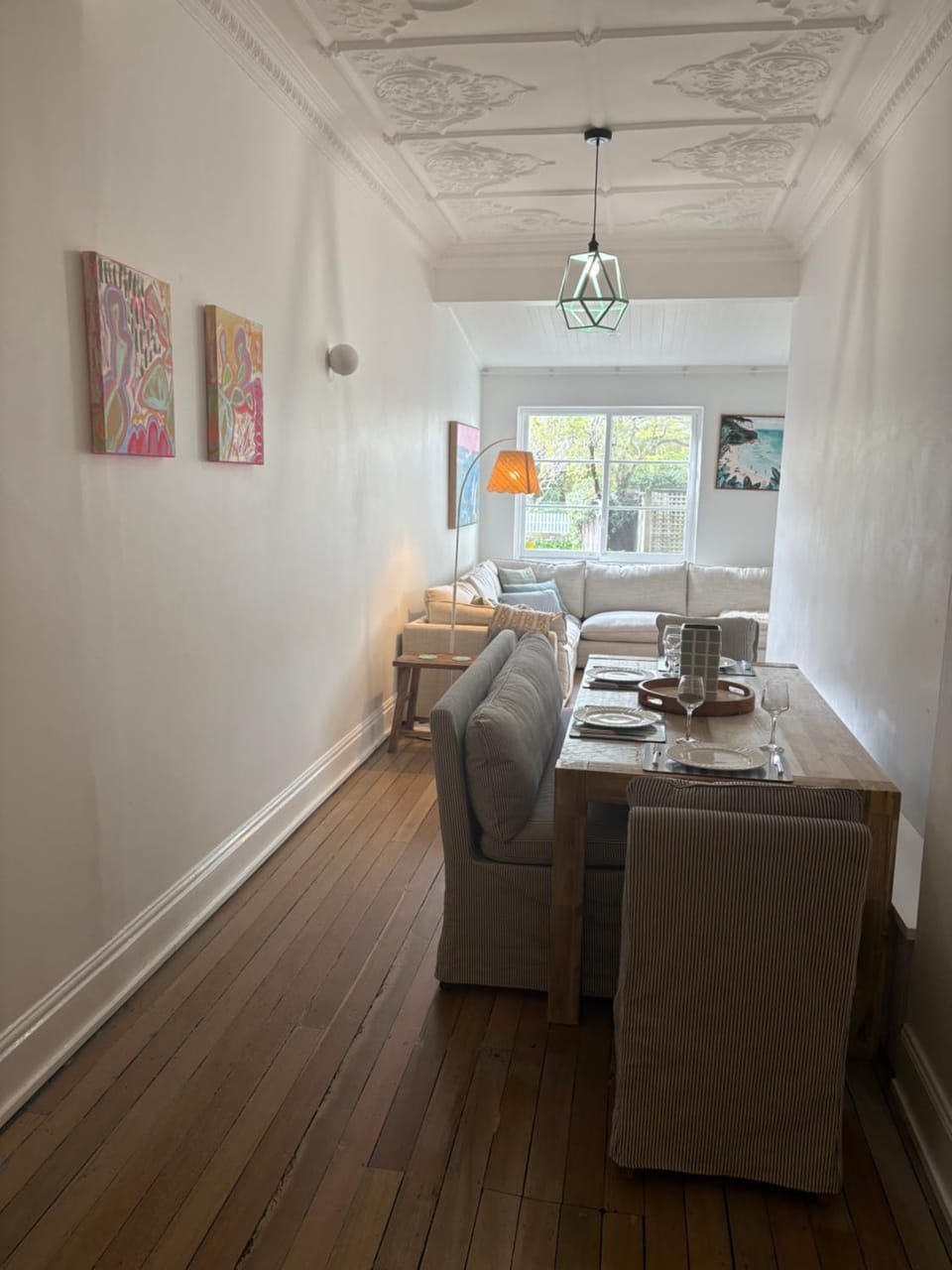 Seating area, Dining area