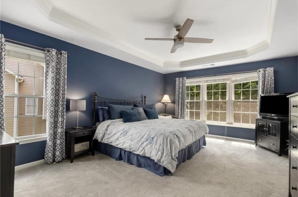 Elegant 5BR Executive Home in Peachtree Corners Min 31 days House in Peachtree Corners