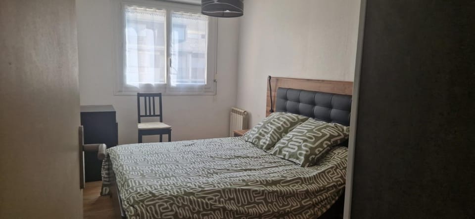 Appartement T2 proche de la mer résidence calme Apartment in Courseulles-sur-Mer