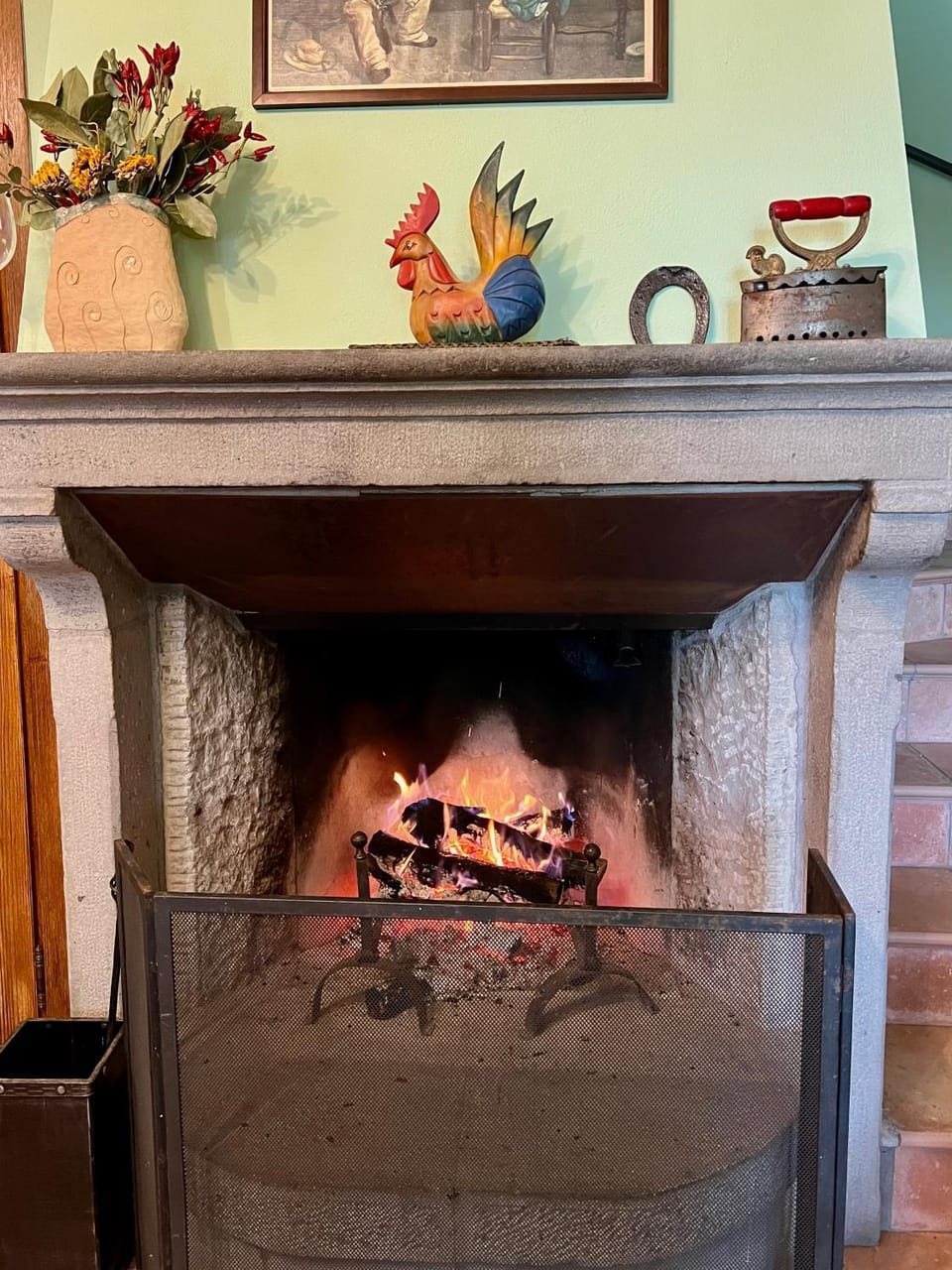 Living room, fireplace