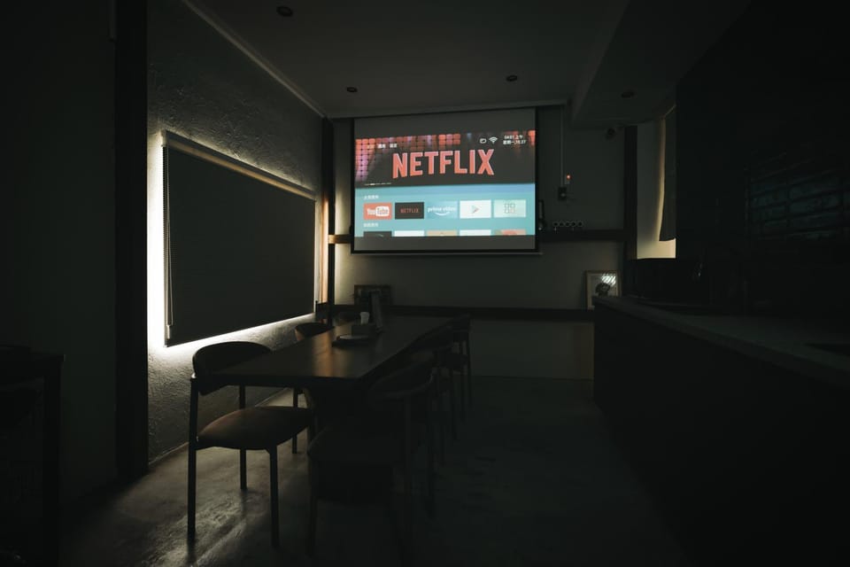 Communal lounge/ TV room, TV and multimedia, Evening entertainment