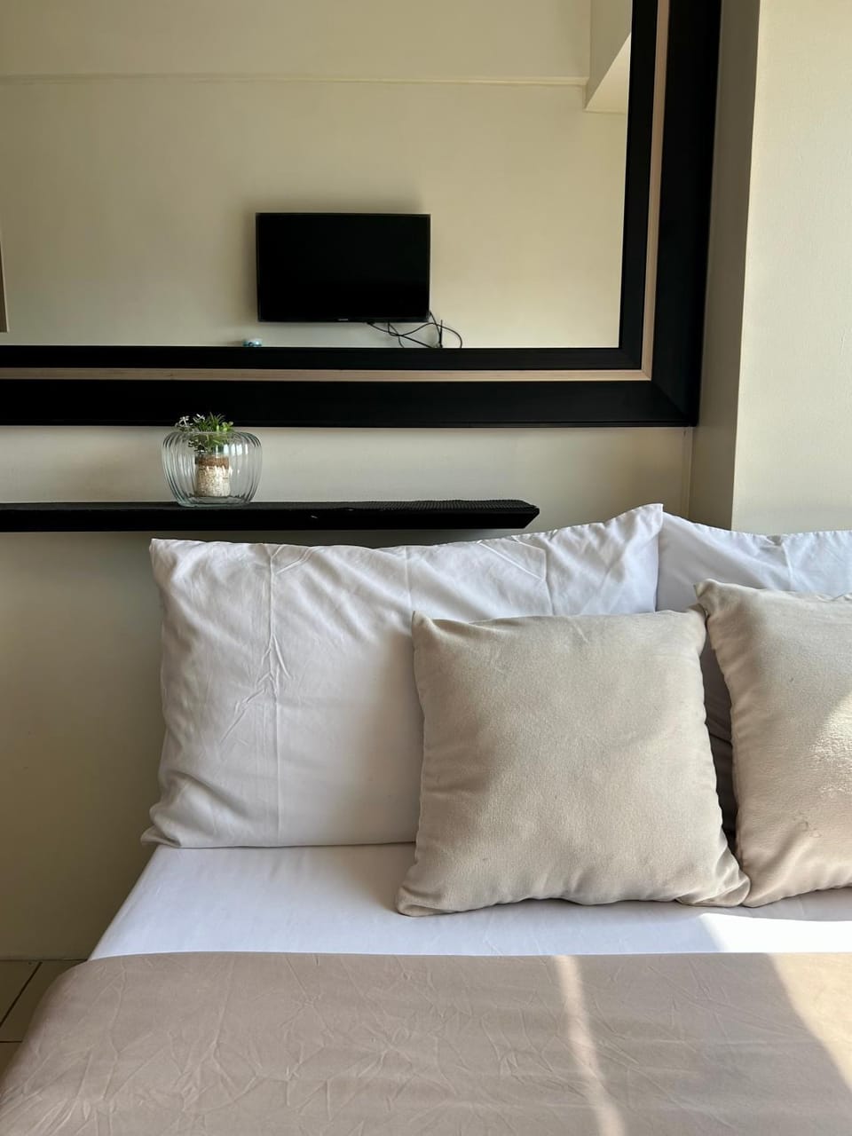 NIJECRIFIL Condotel Apartment hotel in Mandaluyong