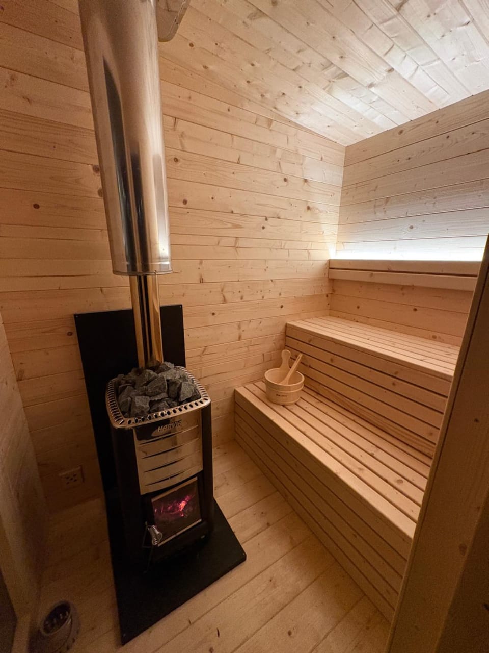 ToTu Tiny House Sauna & wanna ogrodowa House in Masovian Voivodeship
