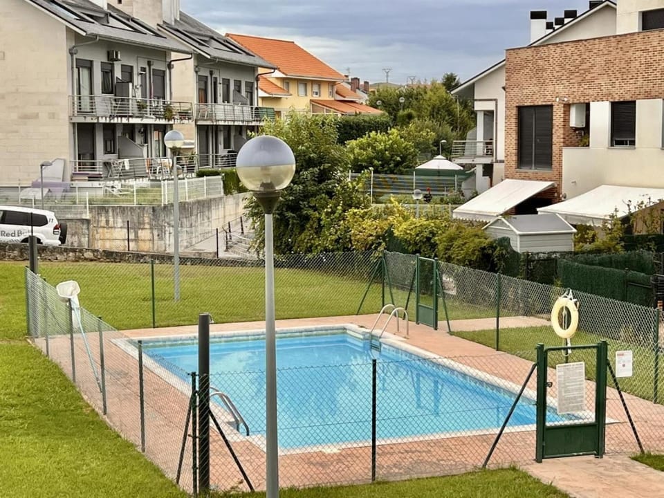 Garden, Pool view, Swimming pool