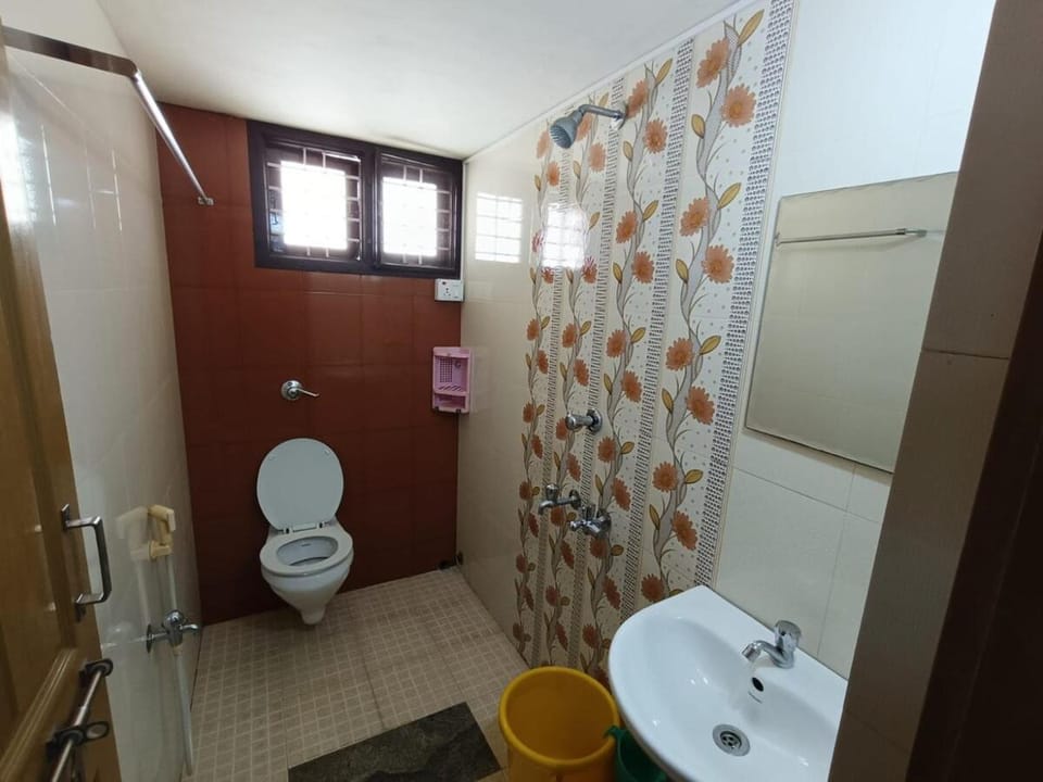 Manjusha Home Stay-2Bed Room AC-45min to Mookambika Temple House in Karnataka