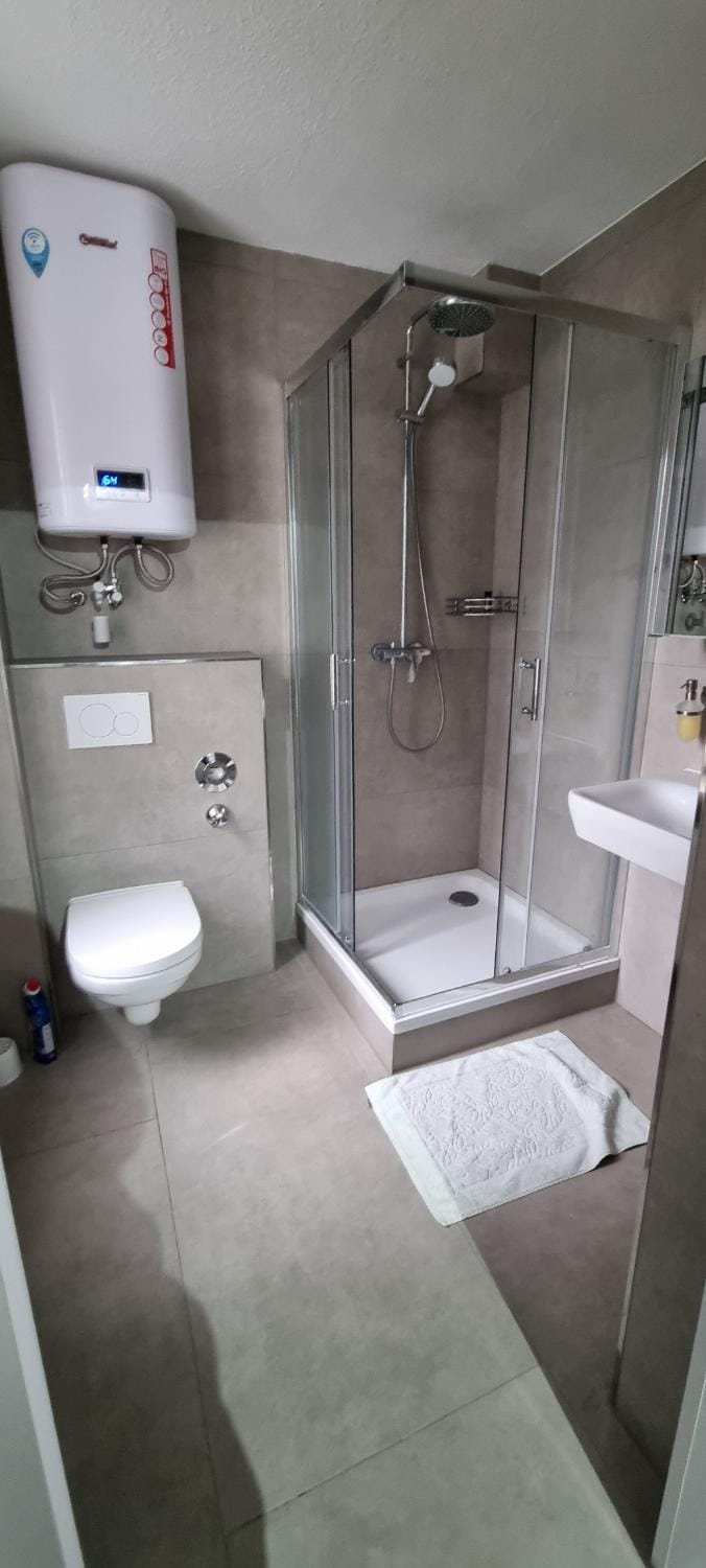 Shower, Toilet, Bathroom