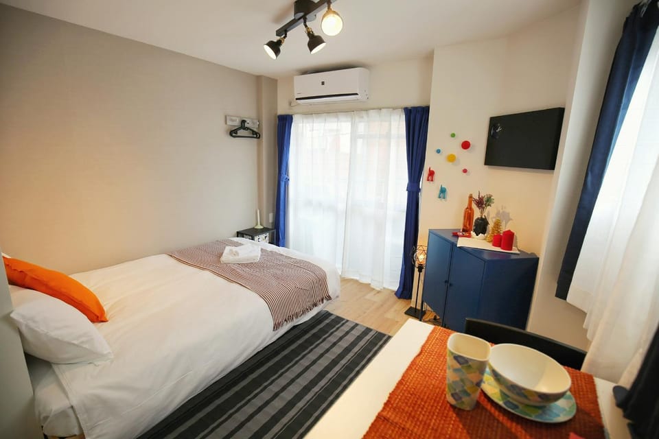BRT203 Cook & Relax, Private Kitchen & Double Bed Apartment in Japan