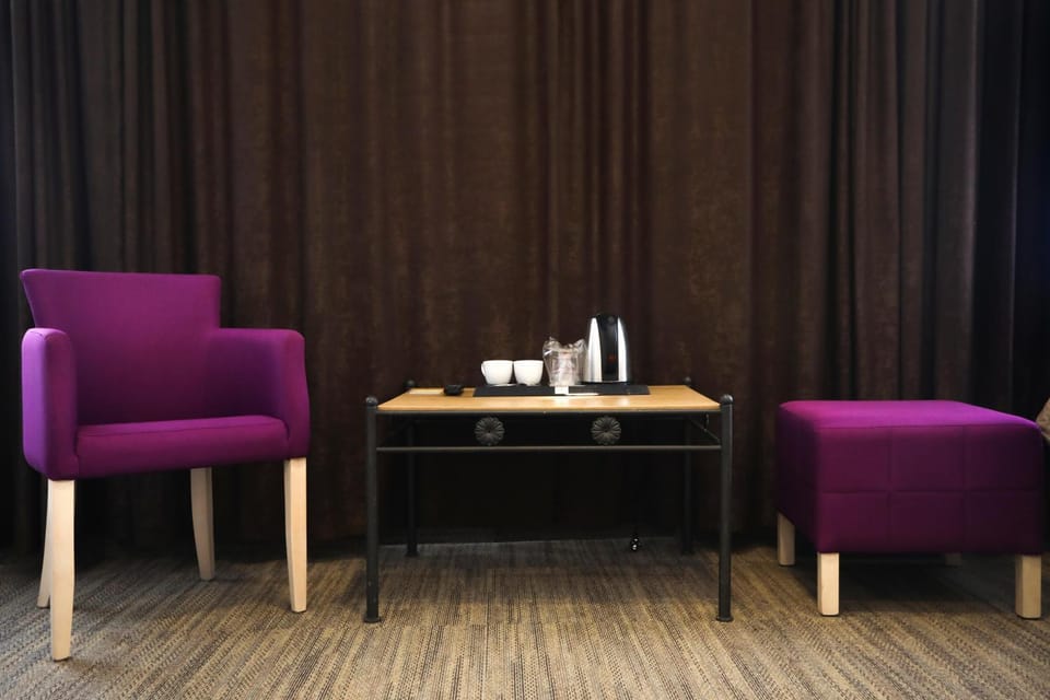 Seating area