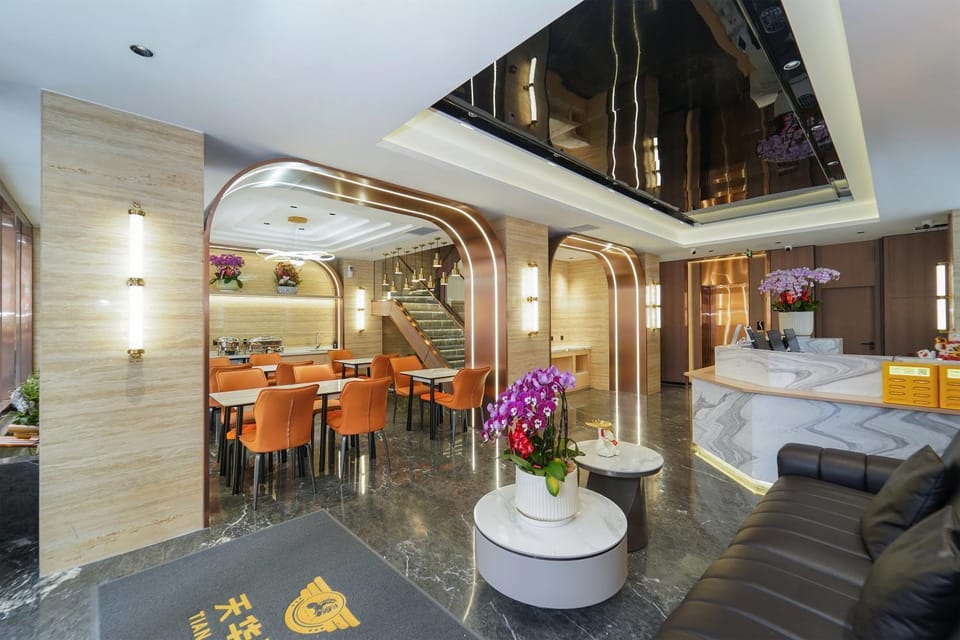 Lounge or bar