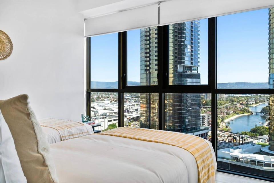 Bed, View (from property/room), Other, Bedroom, River view