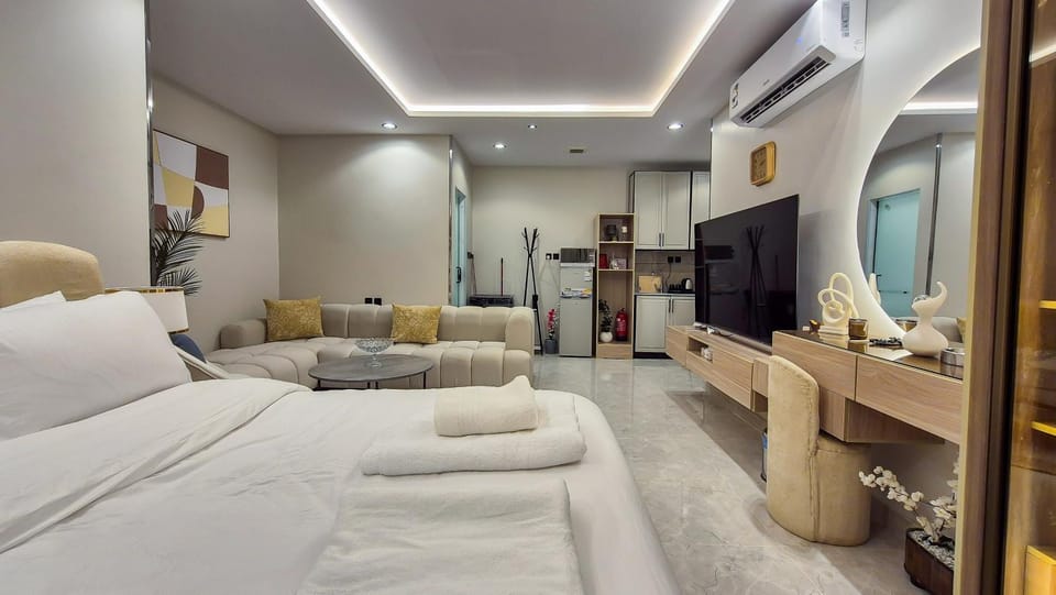 A nice studio in AL-Sulaimaniah Apartment in Riyadh