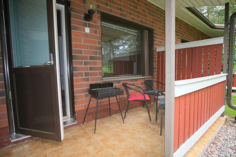 Property building, Patio, BBQ facilities, Balcony/Terrace