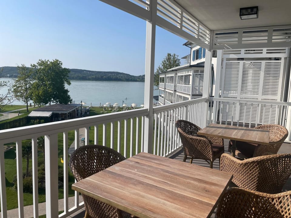 Property building, View (from property/room), View (from property/room), Balcony/Terrace, Balcony/Terrace, Garden view, Garden view, Lake view