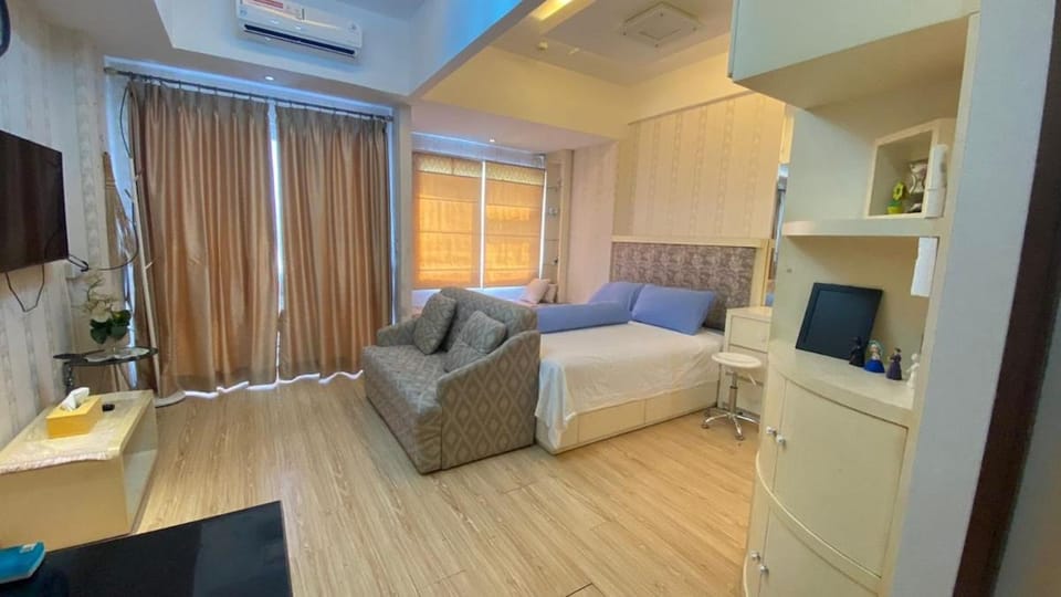 VidaView Apartemen Ashton 10F By Millpro Apartment in Indonesia