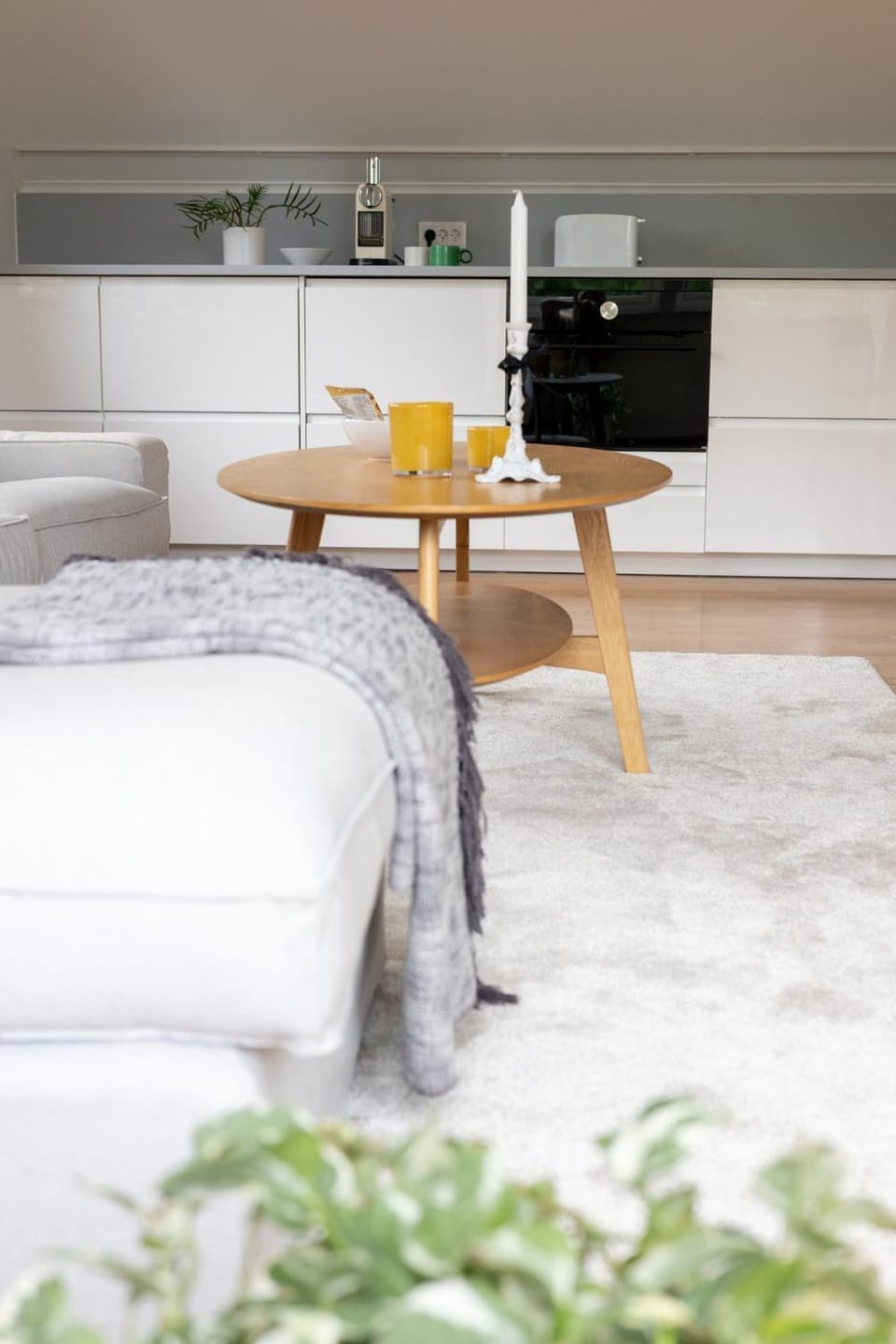 Communal lounge/ TV room, TV and multimedia, Kitchen or kitchenette, Living room, Seating area, Dining area