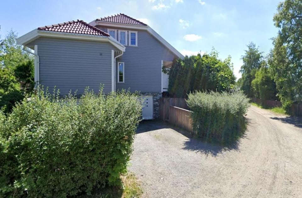 Central apartment with 2 bedrooms and free parking Apartment in Viken, Norway