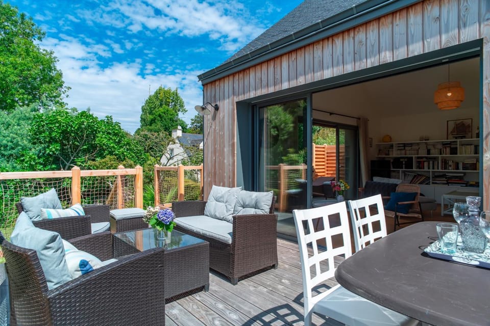 Balcony/Terrace, Dining area, Garden view