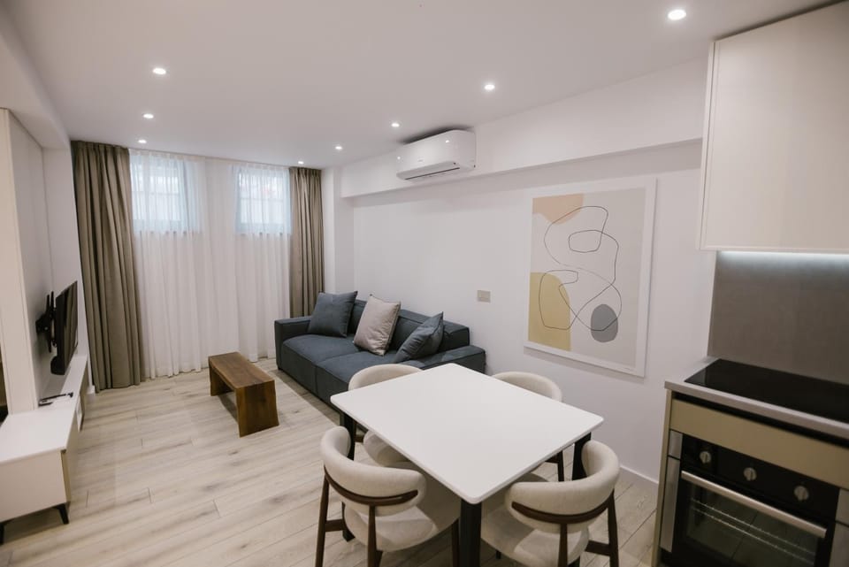 Living room, Dining area