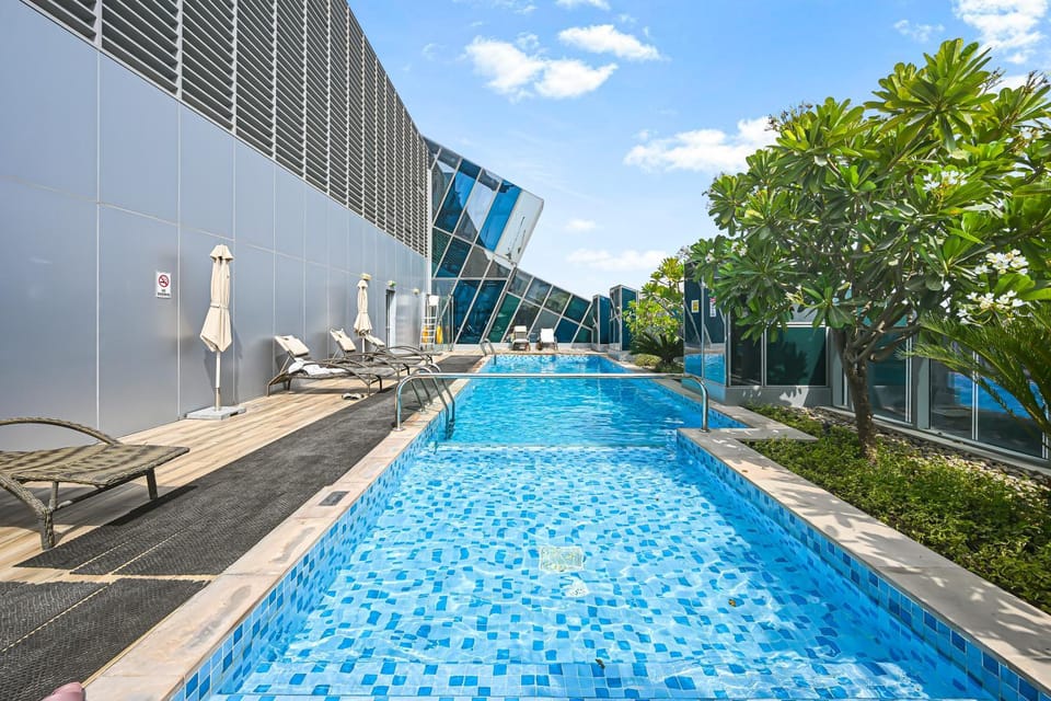 Day, Pool view, Swimming pool, Swimming pool, sunbed