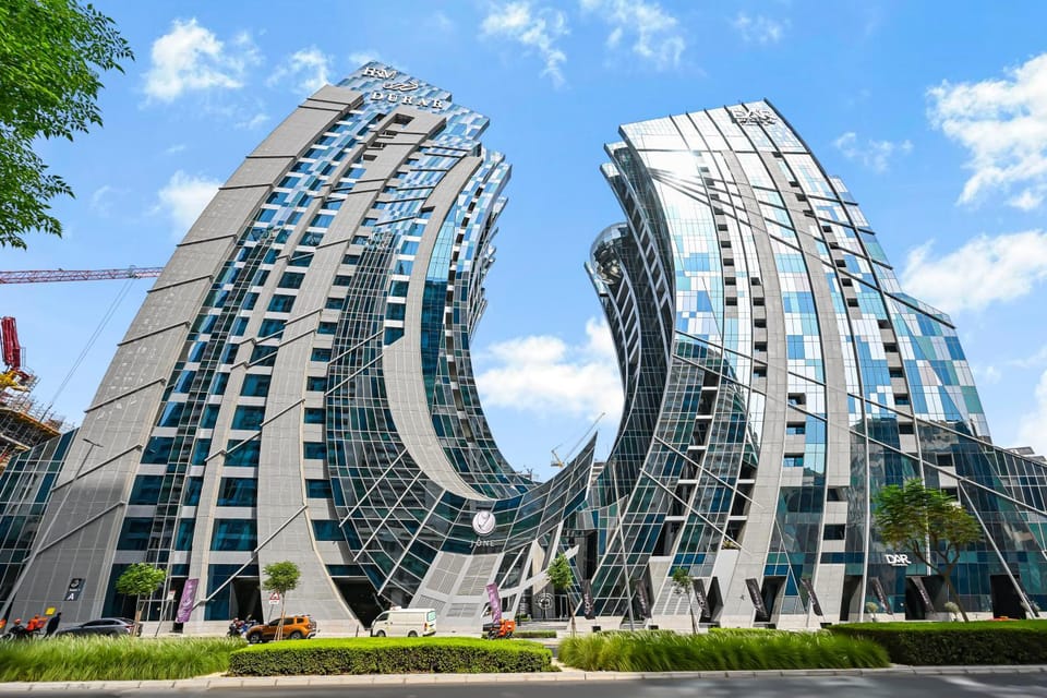 Property building, Day