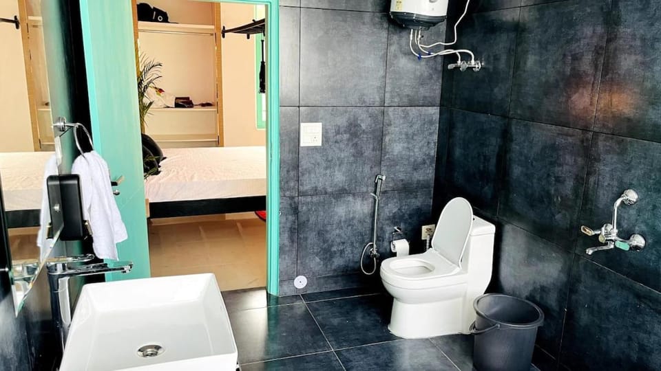 Lusty Stay for Couple with Jacuzzi Apartment in Gurugram