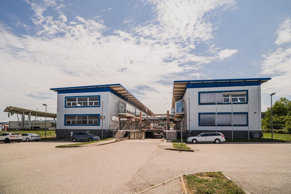 Property building, Day