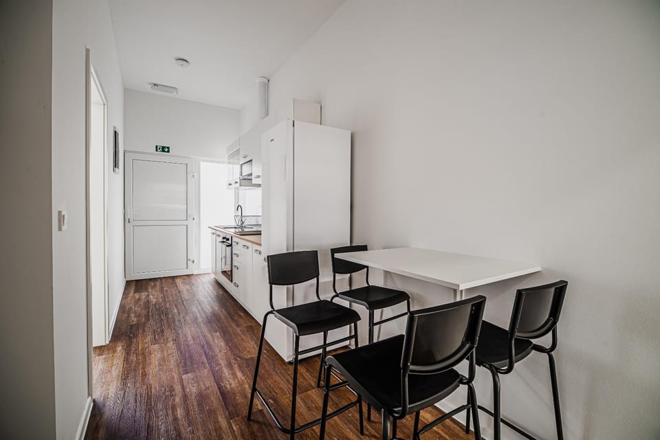 Kitchen or kitchenette, Kitchen or kitchenette, Seating area, Dining area