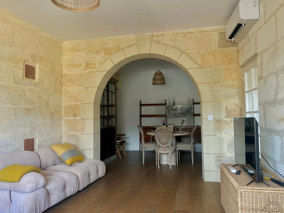 Havre de paix et d'élégance climatisé à St-Émilion House in Saint-Émilion