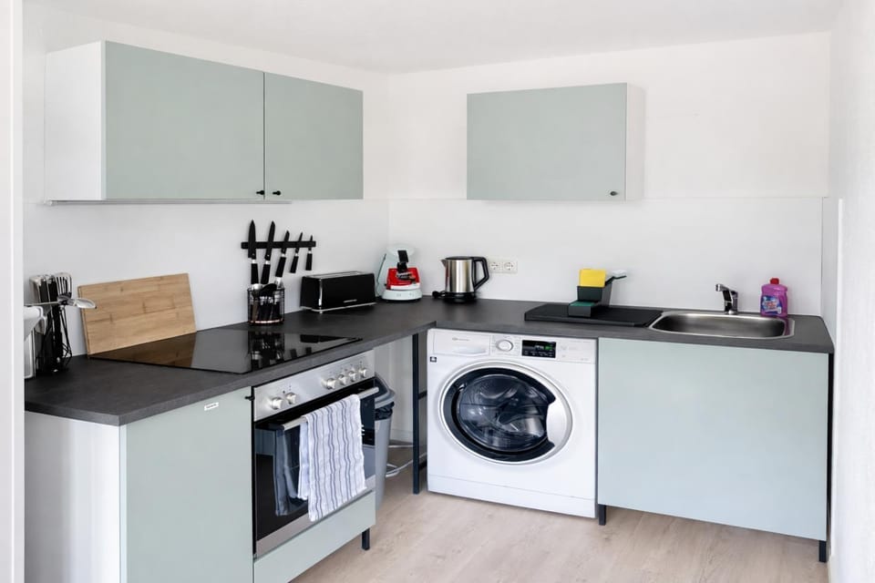 Kitchen or kitchenette, stove, kitchen