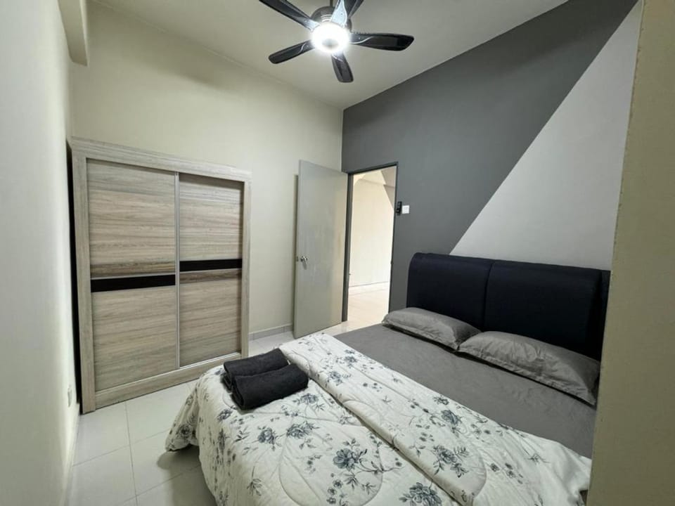 Damai Vacation Stay 7 pax 3 Free Parking Apartment in Selangor, Malaysia