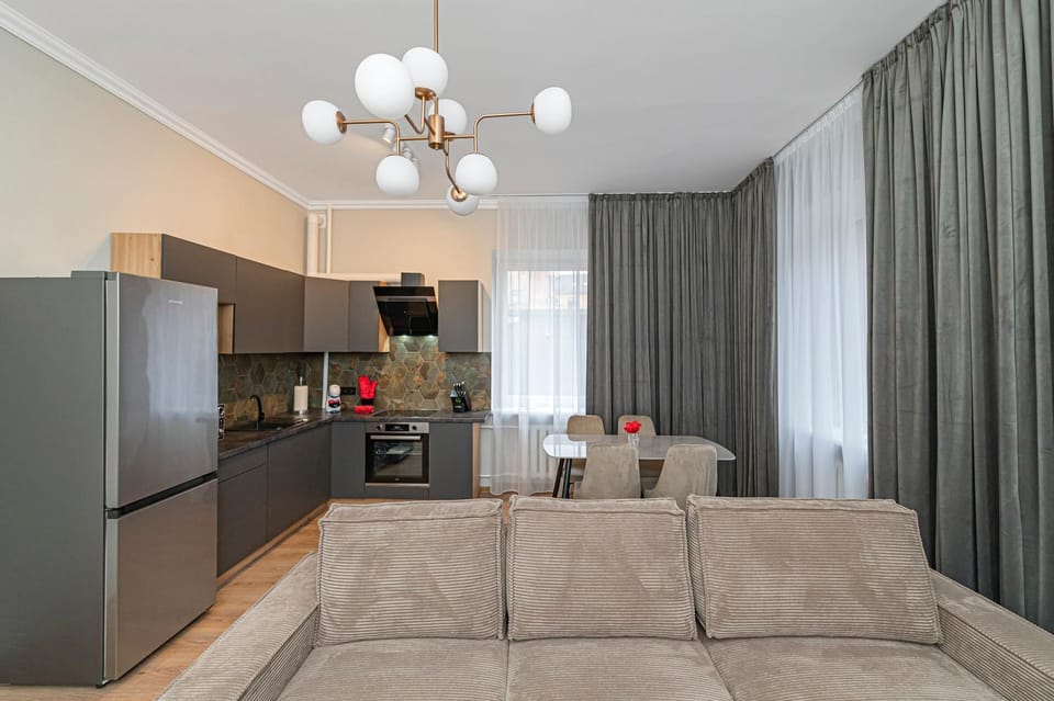 Coffee/tea facilities, Kitchen or kitchenette, Living room, Seating area, Dining area, oven, pet friendly, stove