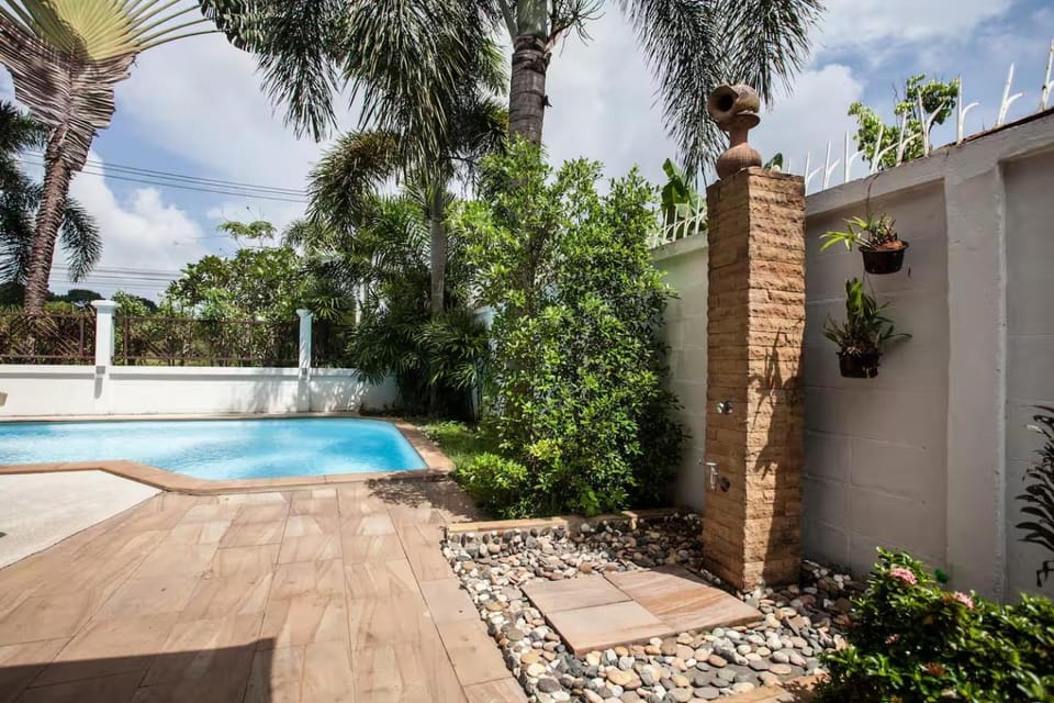 Pool view, Swimming pool