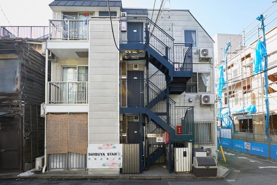 102 Nishi-Shinjuku 5-chome MRT station 5 minutes on foot Apartment in Shinjuku