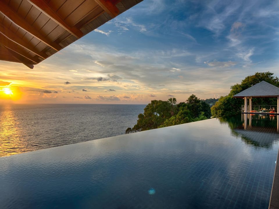 View (from property/room), Sea view, Swimming pool, Sunset