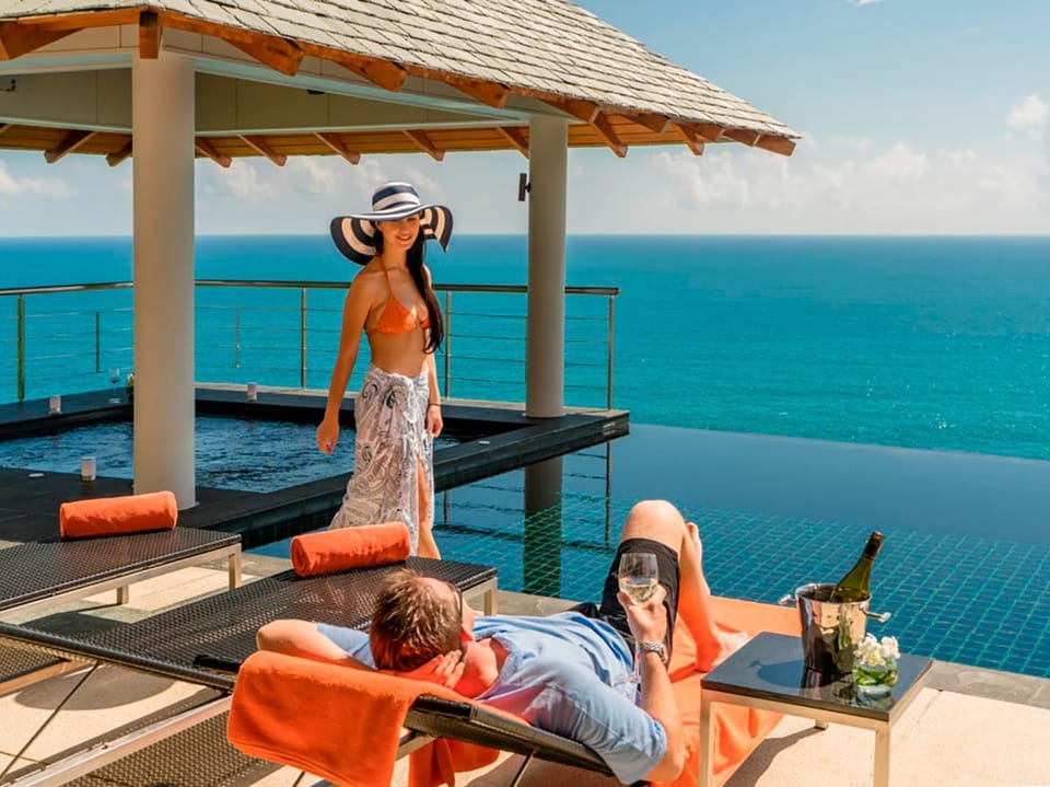 People, Sea view, Swimming pool