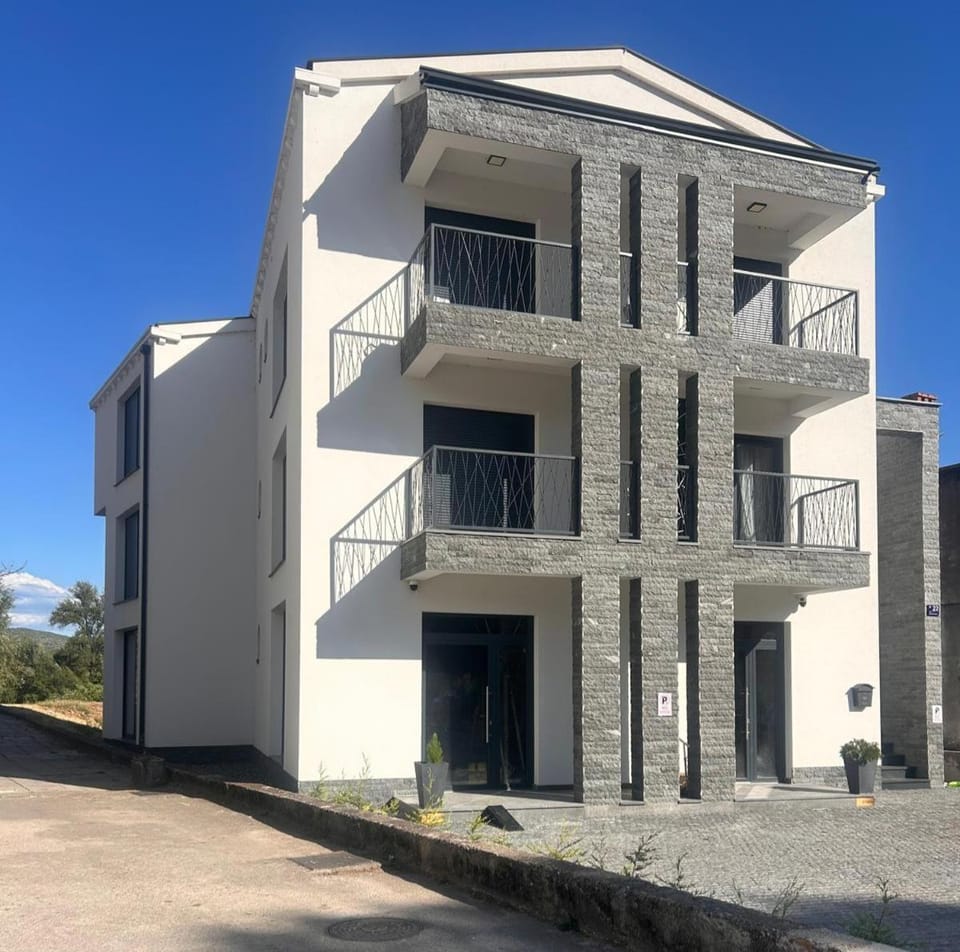 Apartman Pervan Large Apartment in Dubrovnik-Neretva County