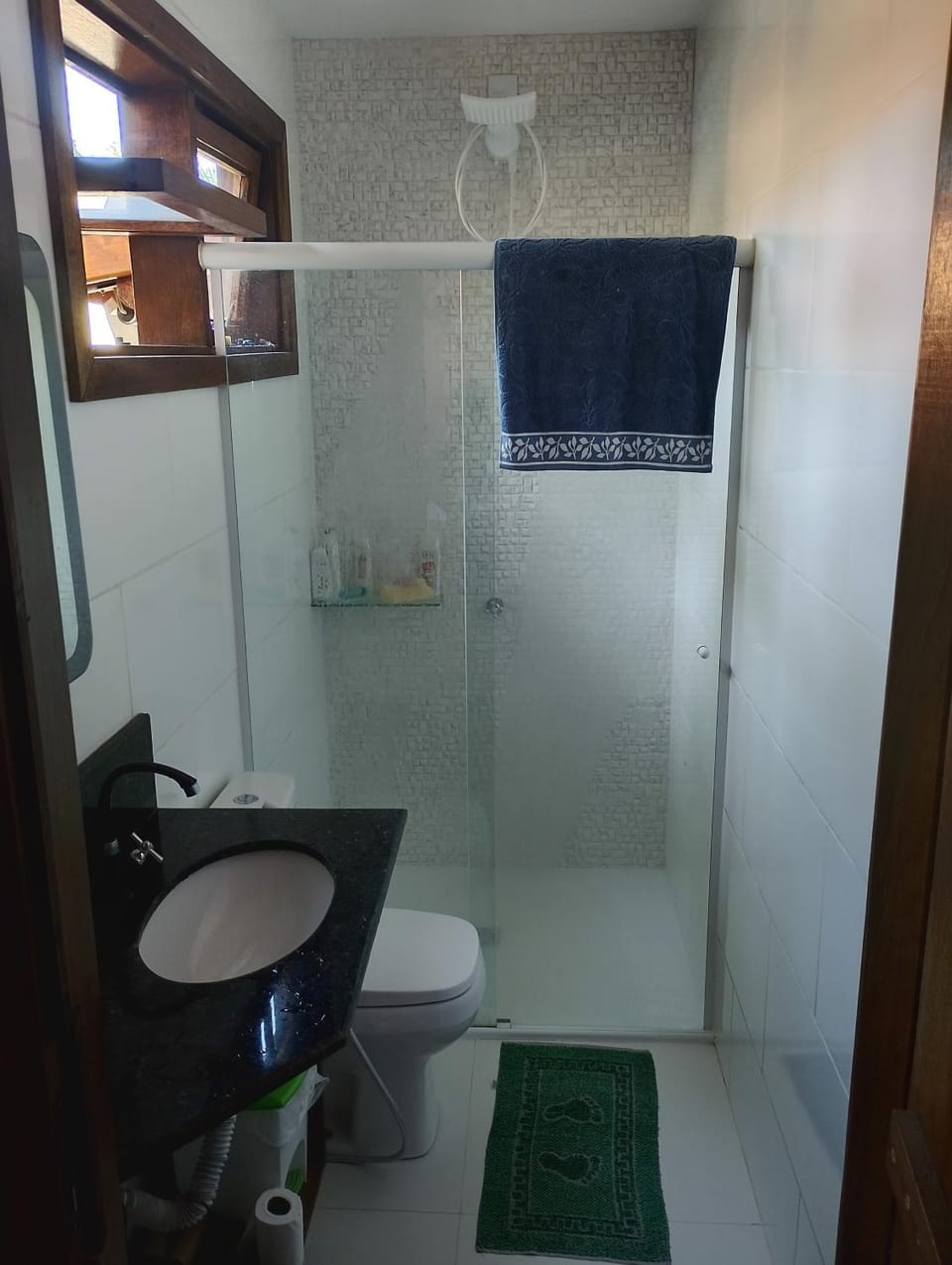 Casa na beira da cachoeira House in Ubatuba