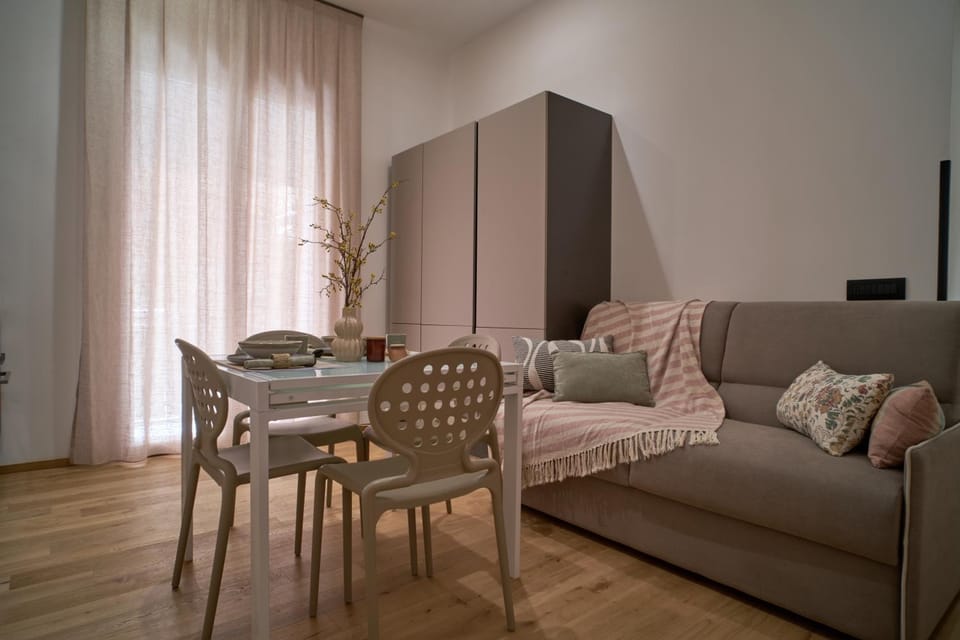 Kitchen or kitchenette, Living room, Seating area, Dining area, wardrobe