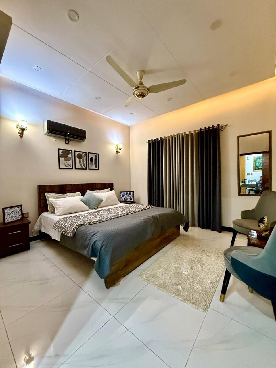 PeacefulFamilyNest-4BED-PSO PUMP-BAHRIATOWN Villa in Karachi