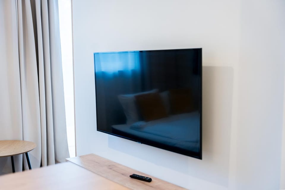 Communal lounge/ TV room, TV and multimedia, Evening entertainment